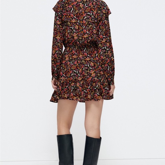 Zara floral ruffled dress - Picture 4 of 10